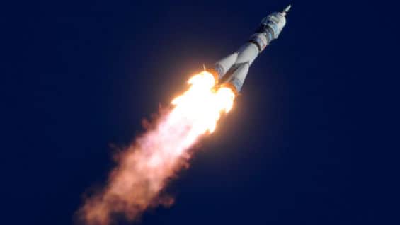 El Progress M-27M transporta material científico y productos de primera necesidad. Foto: AFP.