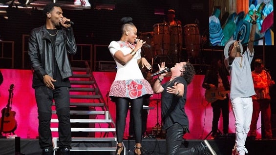 Carlos Vives y la agrupación colombiana Chocquibtown. Foto: Instagram.