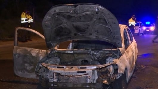 Carro quemado.