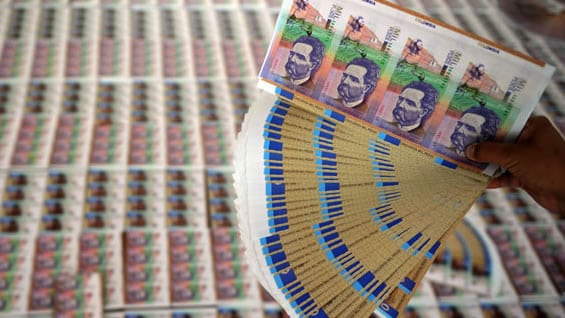 Un billón de pesos se habría perdido en el 'carrusel'. Foto: AFP