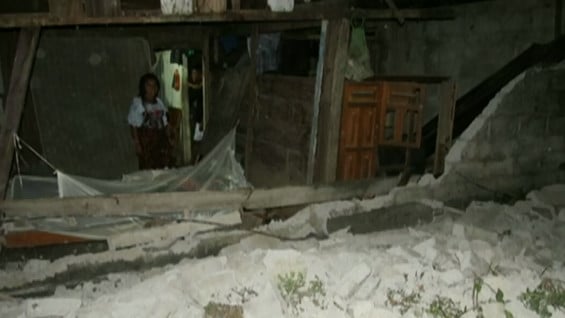 Muchos habitantes del municipio han preferido quedarse por fuera de sus casas. Foto: Noticias RCN.