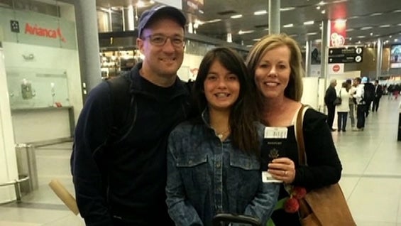 Jennifer y la familia Guess. Foto: NoticiasRCN