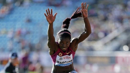 Caterine Ibarguen supera a sus competidoras directas y ya se corona campeona.