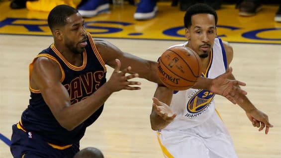 La mayor ventaja de Cleveland en lo que va de la serie es de seis puntos. Los Warriors han estado arriba hasta por 33. Foto Agencia EFE