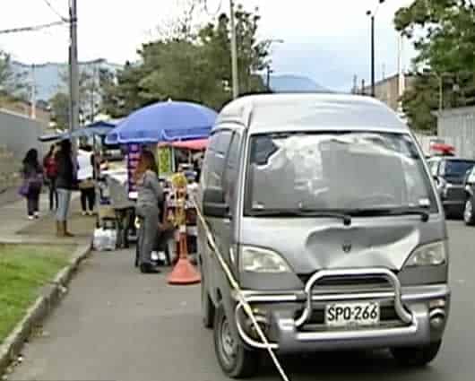 La administradora del centro comercial reconoció que sí instaló la cinta.