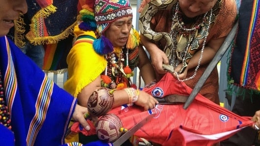Los chamanes peruanos realizan un ritual contra la selección de Chile para que 'los incas' ganen el partido de la semifinal de la Copa América. Fotos: Agencia AFP - NoticiasRCN.com