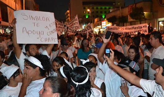 Manifestaciones por liberación de El Chapo Guzmán. Foto: EFE