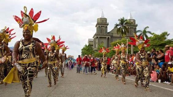 El festival irá hasta el 5 de octubre de 2015.