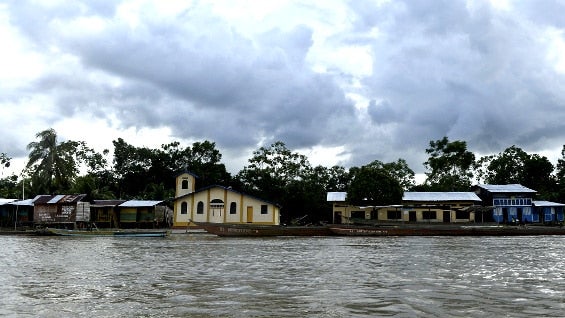 Las condiciones que más afectan en el departamento del Chocó están relacionadas con el acceso a la región. Foto: AFP