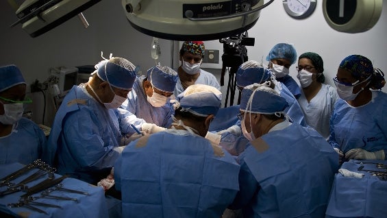 Proceso cirugía bariátrica. Foto: AFP