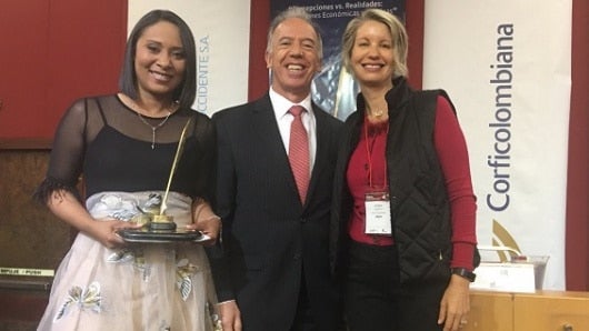 Foto: Lidis Ribón (periodista economía), Sergio Clavijo (Pdte. Anif) y Claudia Gurisatti (Directora Noticias RCN y NTN24)
