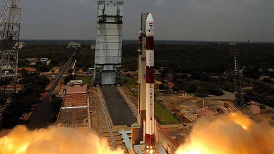 El cohete fue lanzado desde la base de Sriharikota, India. Foto: AFP
