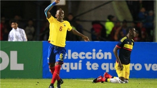 Más con ganas y coraje de los jugadores locales, que con buen juego, llegó el gol del triunfo. Foto: EFE