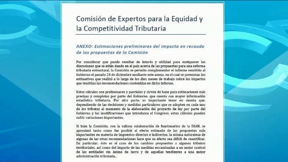 Documento de la Comisión de Expertos. Foto: Noticias RCN.