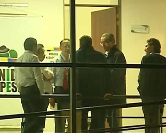 A puerta cerrada se desarrollan las negociaciones en Tunja. Foto: Noticias RCN