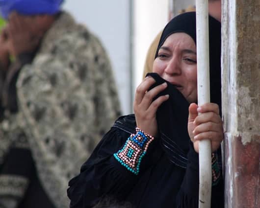 Los familiares de los simpatizantes oyeron afuera de la corte la condena. Foto: AFP