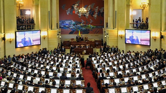 El Congreso de la República aprobó el proyecto de ley de reforma tributaria con 119 votos. AFP