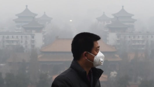 Se espera quebhaya restricción del tráfico y suspensión de clases en las escuelas. Foto: AFP.