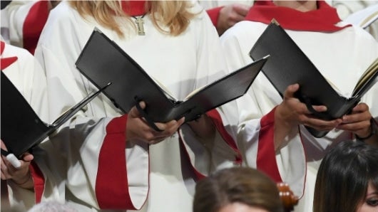 Unos 500 niños del coro Regensburger Domspatzen (los gorriones de la catedral de Ratisbona) sufrieron maltrato físico y 67, agresiones sexuales, según abogado. Foto Referencia: Marijan Murat / POOL / AFP
