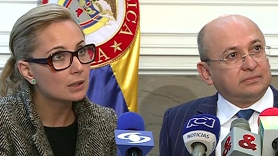 La investigadora Natalia Springer y el fiscal general de la Nación, Eduardo Montealegre. Foto: NoticiasRCN.com