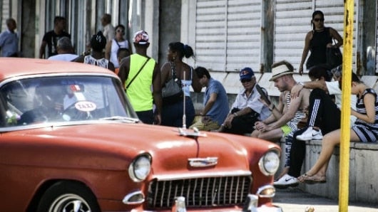 La posibilidad de conectarse desde las casas hasta ahora estaba reservada a un contado número de profesionales. Foto: AFP