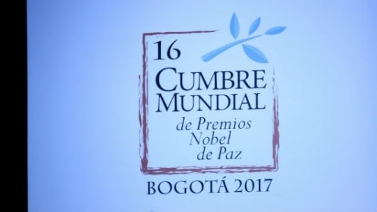 Empezó la cumbre de premios Nobel de Paz, que por primera vez se ...