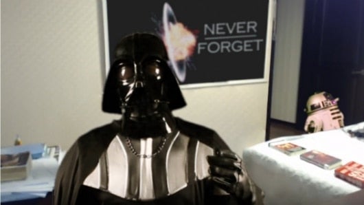 Darth Vader emulando el cómico episodio del papá viral de la BBC.