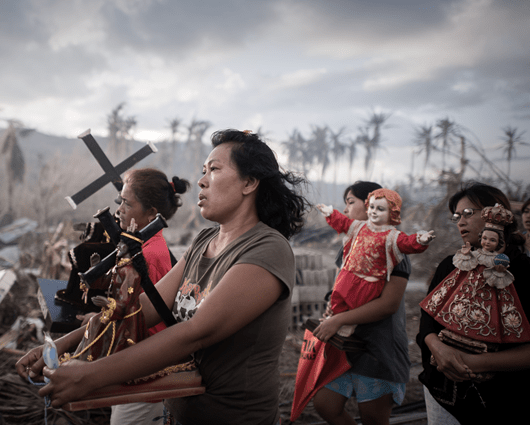Miles de personas lo perdieron todo tras el paso del tifón. Foto: AFP.