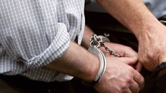 Alias "El suegro" tenía en su vivienda 2.400 millones de pesos al momento de la captura. AFP