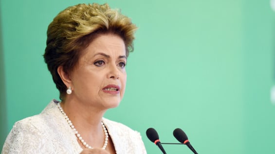 "Necesitamos estabilidad política para que el país crezca", dijo la mandataria. Foto: AFP.