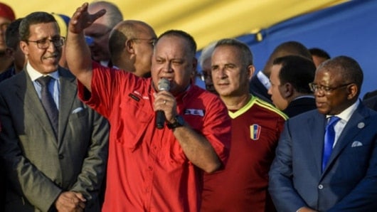 Según Cabello, los opositores buscan intervención extranjera para derrocar a Maduro del poder. AFP