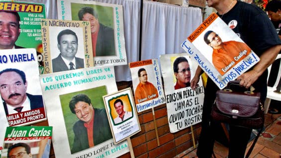 Así pedían por la libertad de los diputados en el 2005. Foto: AFP