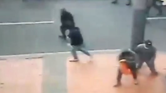 Encapuchados en las marchas.