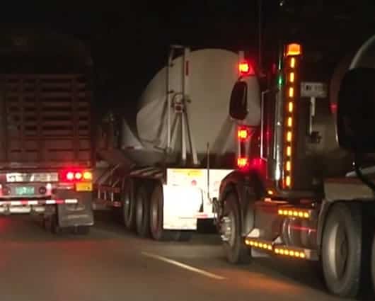 Los manifestantes han perdido alimentos y electrodomésticos por los cortes de energía. Foto: RCN.