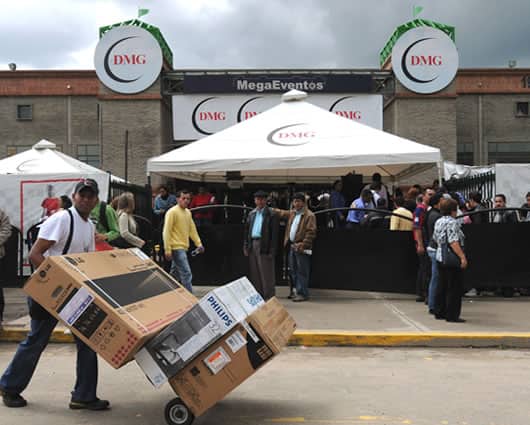 Las autoridades investigan quienes están detrás de esta nueva pirámide. Foto: AFP.
