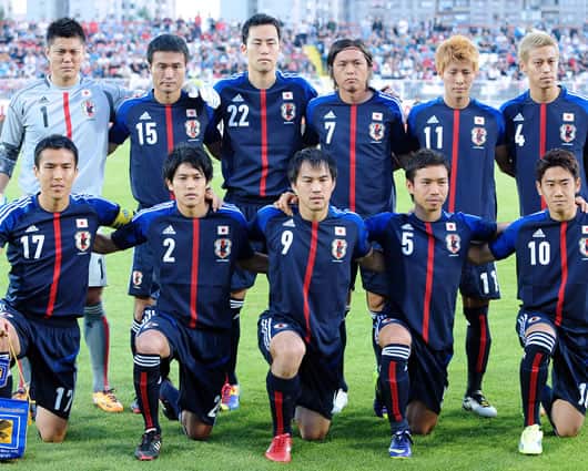 Japón terminó primero en el grupo que daba el pase para Brasil. AFP