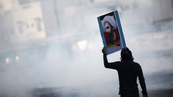 Protesta por la muerte del clérigo chiita Nimr al Nimr. Foto: AFP