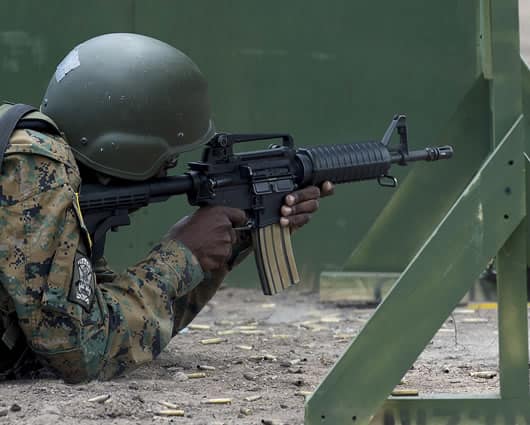 Los civiles fueron robados y asesinados por miembros del Ejército. Foto: AFP.