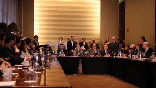 El canciller Carlos Holmes Trujillo participa del encuentro.