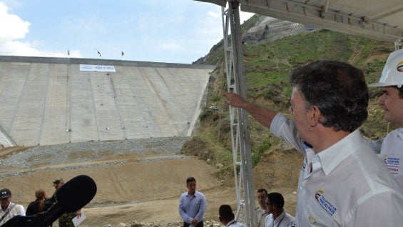 El presidente Juan Manuel Santos asistió a la inauguración de la importante obra. Foto: oficial.