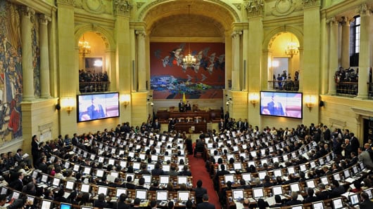 Todos estuvieron muy elegantes y atentos al discurso de instalación. Foto: AFP.