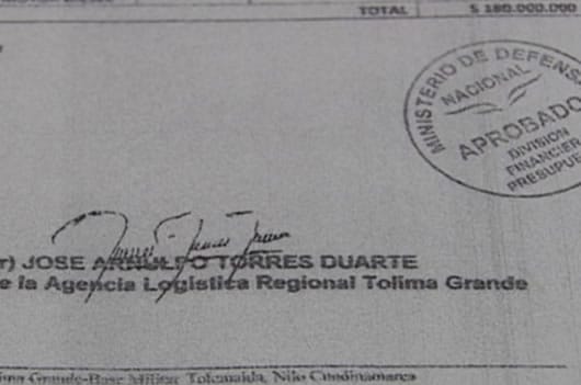 Documentos como este eran los utilizados en la estafa.