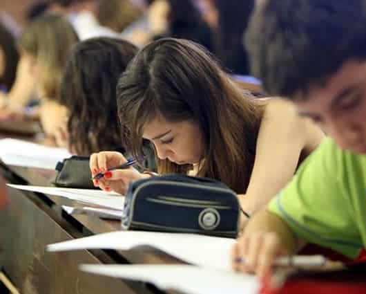 El ambiente que rodea a los niños influye un 36% en su notas escolares. Foto: Archivo