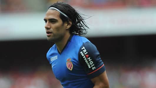 Son numerosos los medios españoles que aseguran que Falcao es el próximo fichaje del Real Madrid. AFP