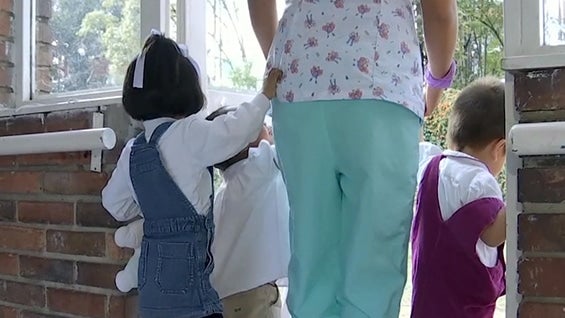 La Corte no encontró evidencia de búsqueda de familia congénita en el caso de dos gemelas. Foto: NoticiasRCN