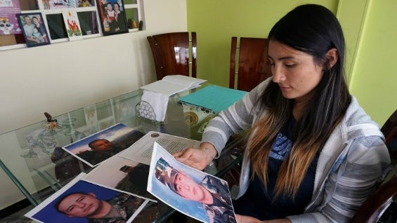 Gloria Moreno, hermana del soldado secuestrado por el ELN. Foto: AFP.