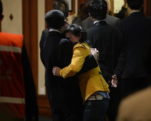 Los familiares expresaron dolor, rechazo y rabia. Foto: AFP