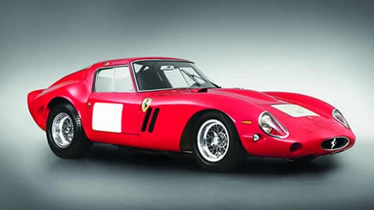 Ralph Lauren, Nick Mason y Rob Walton son algunas de las celebridades que tienen un Ferrari 250 GTO. Foto: AFP.