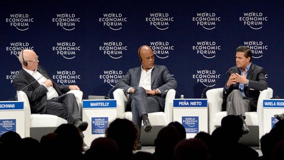 El Foro reúne a dirigentes políticos y empresarios de 45 países para debatir el futuro de la región en un contexto de debilidad económica. Foto: AFP.