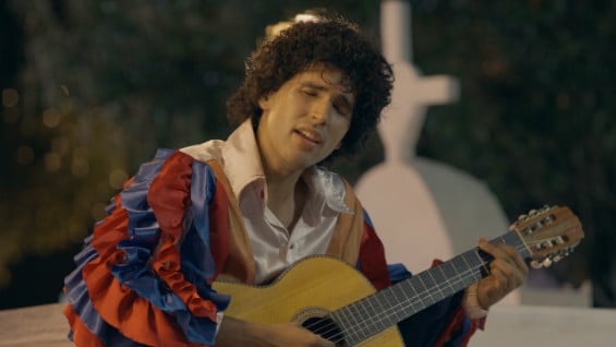 Brian Moreno interpreta a Galy Galiano